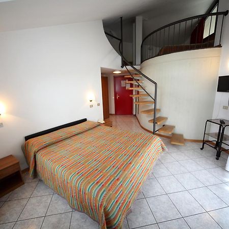 Hotel Italia أبريكا المظهر الخارجي الصورة